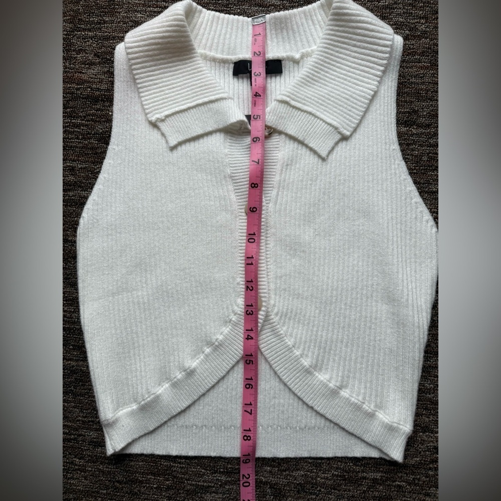 NWT Lulus Ivory Ribbed Knit Button-Up  Sweater Vest Old Money Medium - Picture 8 of 10